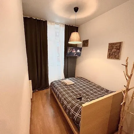 Smallest In The Center Of 아파트